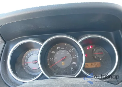 2009 Nissan Versa 1.8S из США, поврежденный, VIN 3N1BC13E99L361680